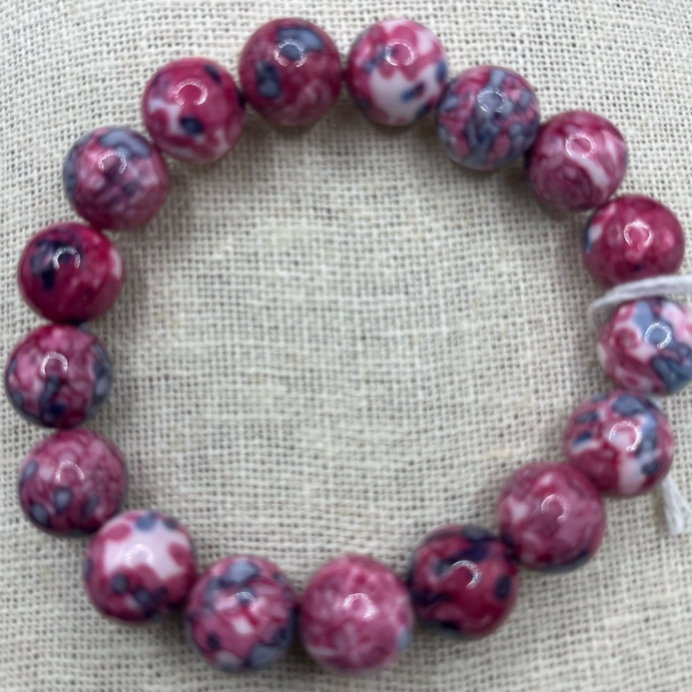 Elastic Glass Bead Bracelet
